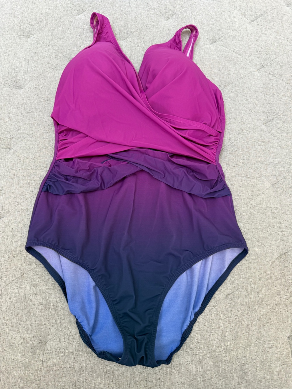 EUC lands end size 16 DDS slimming swimsuit one piece OMBRÉ PINK AND PURPLE